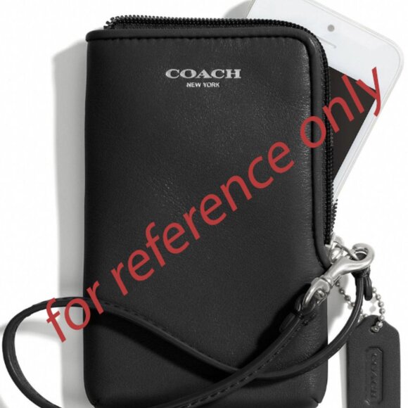 Coach Legacy Cellphone Wristlet β Black Leather - Picture 12 of 12